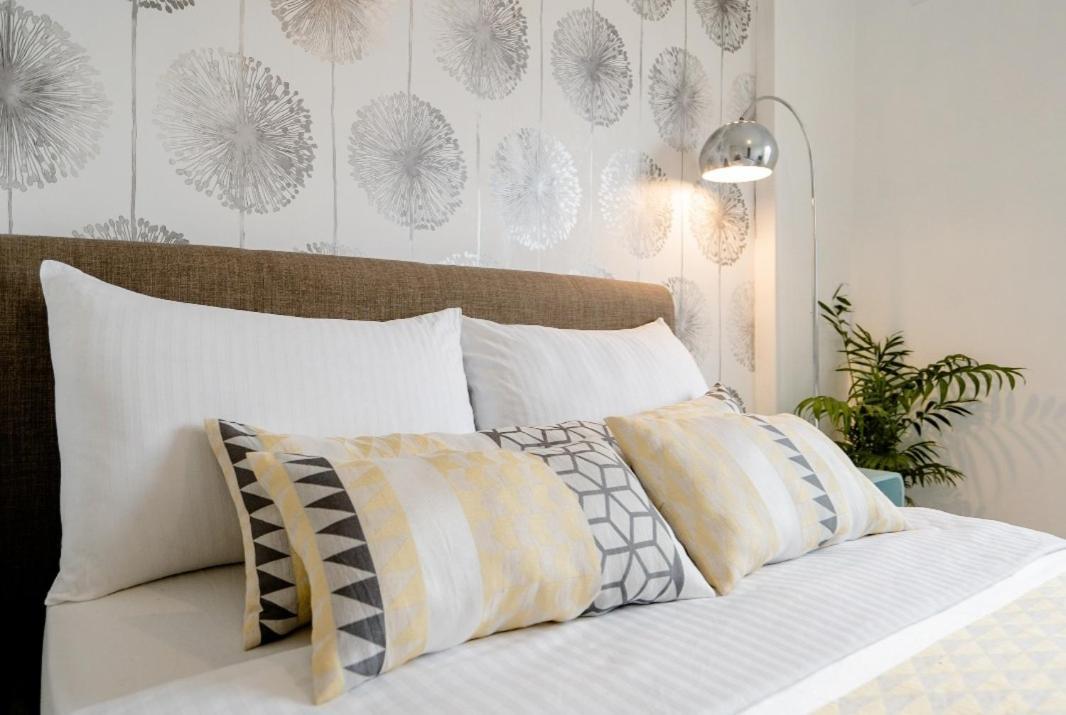 Tropical Garden Oasis Rooms Birmingham Exterior foto